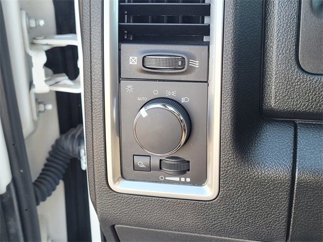 2022 RAM 1500 Classic Warlock Quad Cab 4x2 6'4' Box