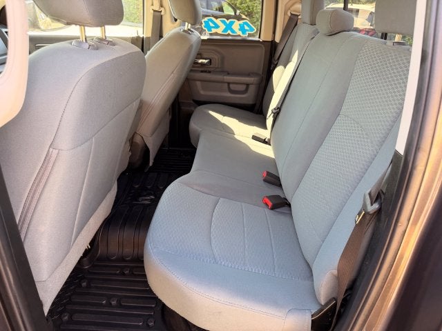 2018 RAM 1500 SLT Quad Cab 4x4 6'4' Box
