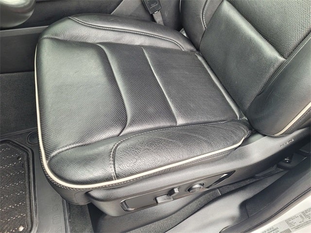 2022 RAM 1500 Limited Crew Cab 4x2 5'7' Box