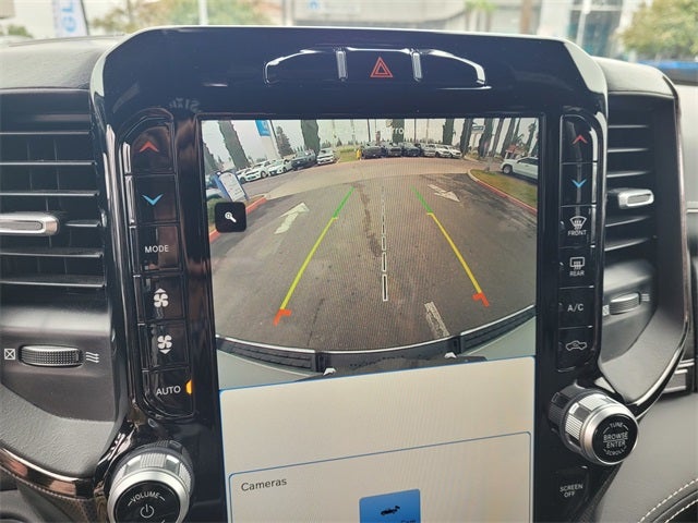 2022 RAM 1500 Limited Crew Cab 4x2 5'7' Box