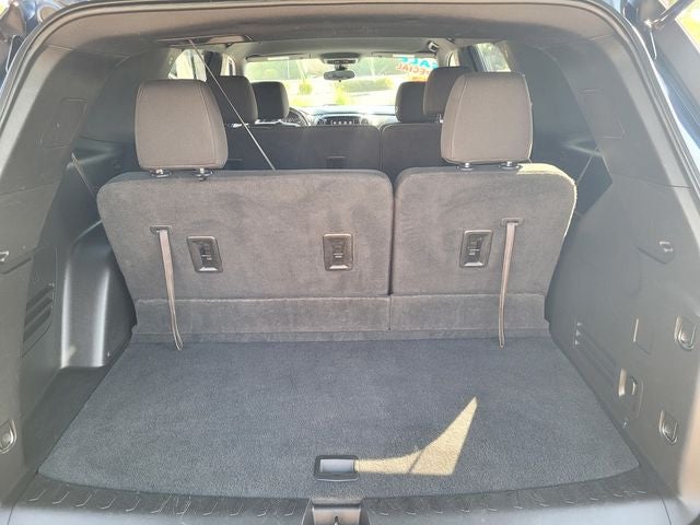 2023 Chevrolet Traverse FWD LT Cloth