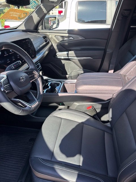 2025 Chevrolet Traverse FWD LT