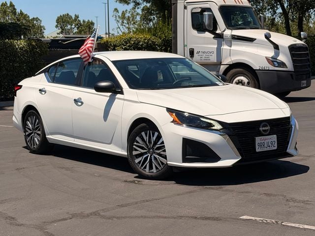 2025 Nissan Altima SV FWD