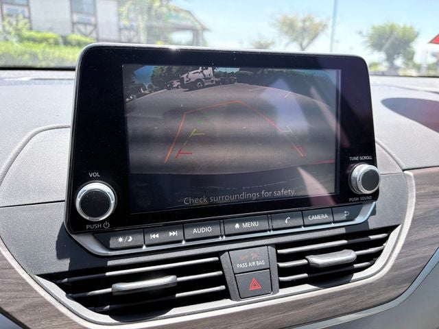 2025 Nissan Altima SV FWD