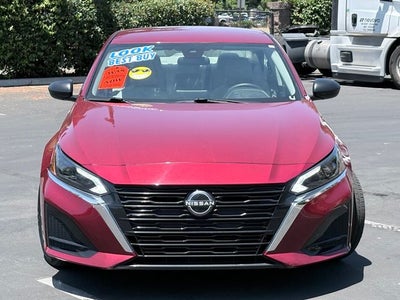 2025 Nissan Altima SV FWD