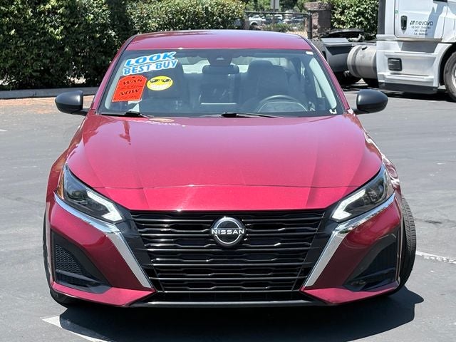 2025 Nissan Altima SV FWD