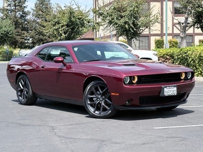2023 Dodge Challenger SXT