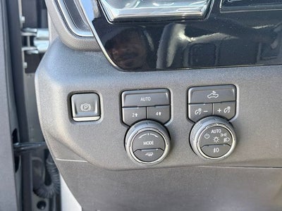 2024 Chevrolet Silverado 1500 4WD Crew Cab Short Bed RST