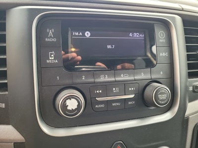 2018 RAM 2500 Tradesman Crew Cab 4x4 6'4' Box