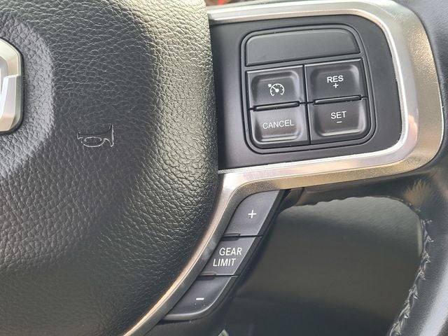 2022 RAM 2500 Laramie Crew Cab 4x4 6'4' Box