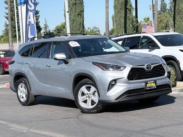 2021 Toyota Highlander LE