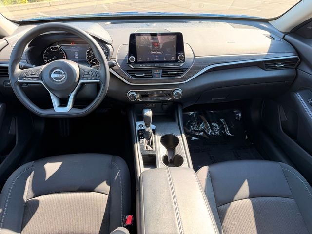 2025 Nissan Altima SV - Photo 8