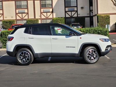 2024 Jeep Compass Trailhawk