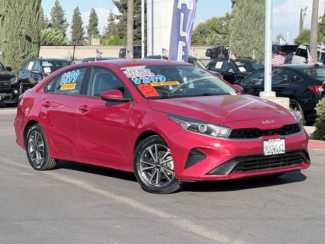 Used 2024 Kia Forte LXS with VIN 3KPF24AD0RE796458 for sale in Selma, CA