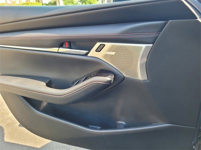 2022 Mazda Mazda3 Carbon Edition